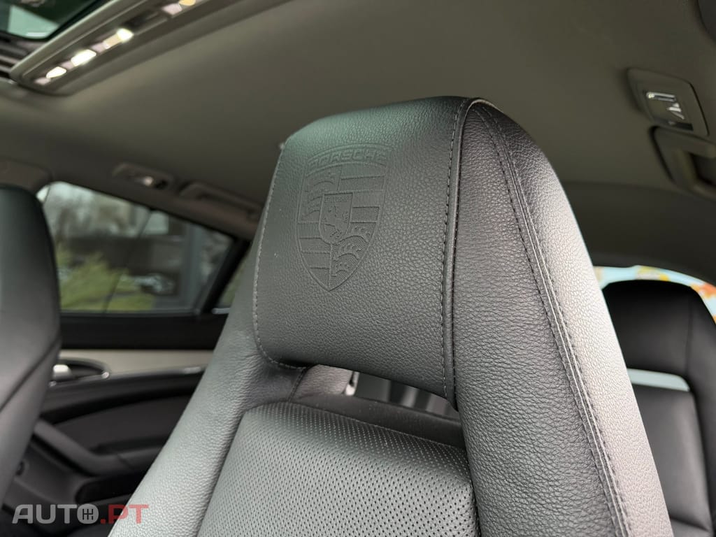 Porsche Panamera Standard