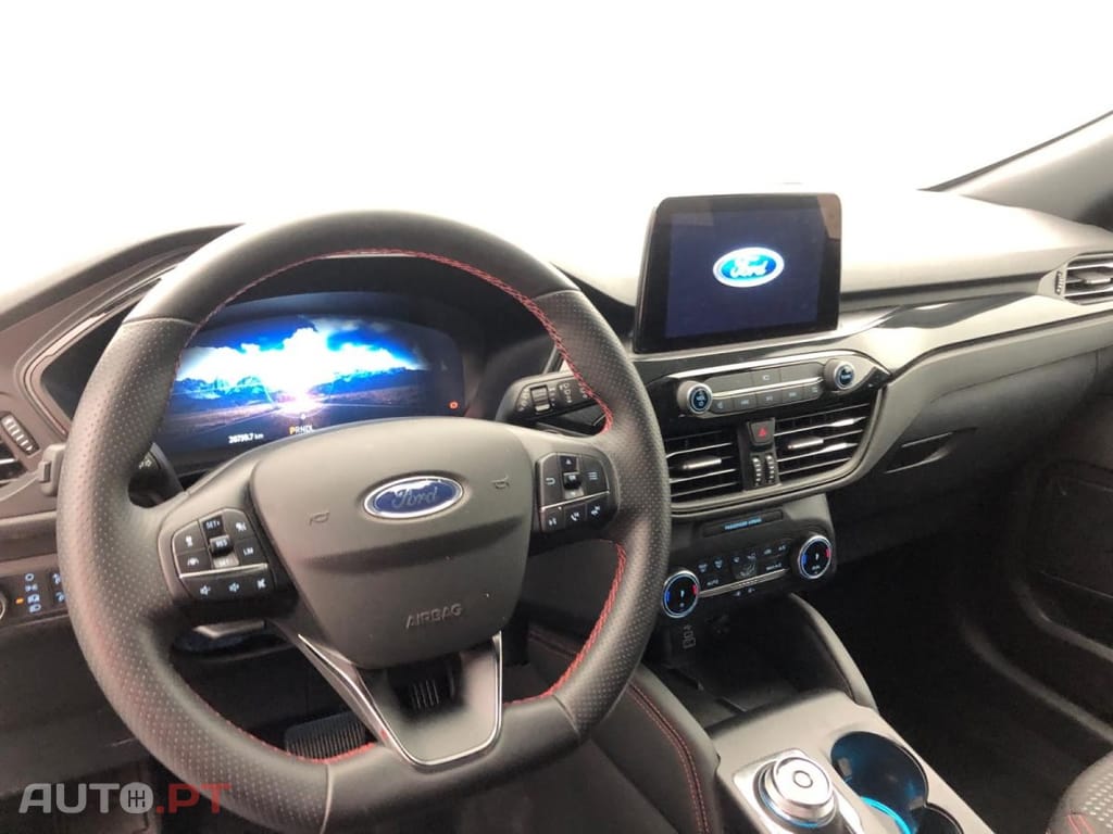 Ford Kuga 2.5 Powershift FHEV ST-Line