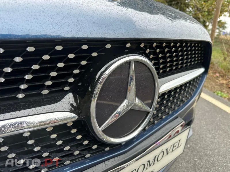 Mercedes-Benz A 250 e AMG Line