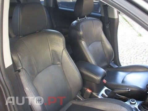 Peugeot 4007 2.2 HDi Griffe