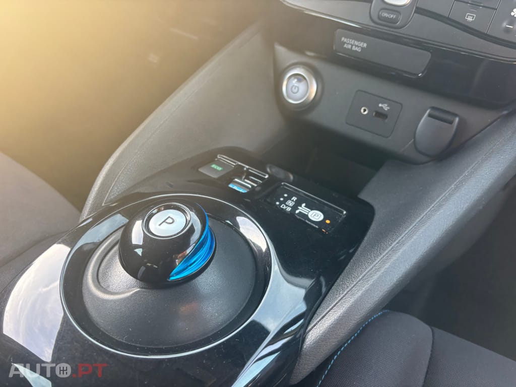 Nissan Leaf Tekna ProPilot Park