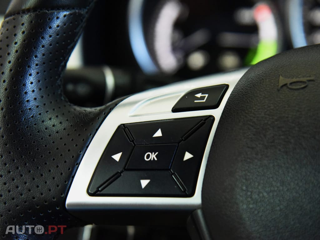 Mercedes-Benz E 300 Bluetec Hybrid Station Sport