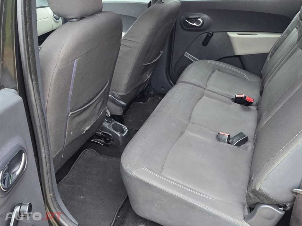 Dacia Lodgy 1.5 dCi Confort+ 7L