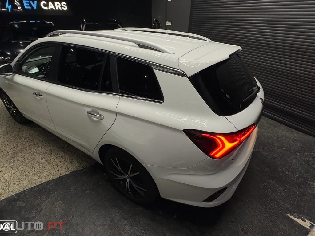 MG MG5 51 kWh Luxury