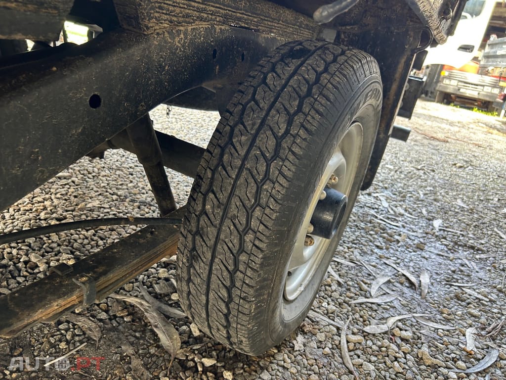Nissan Pick Up D21 King Cab 2.5D 3Lugares