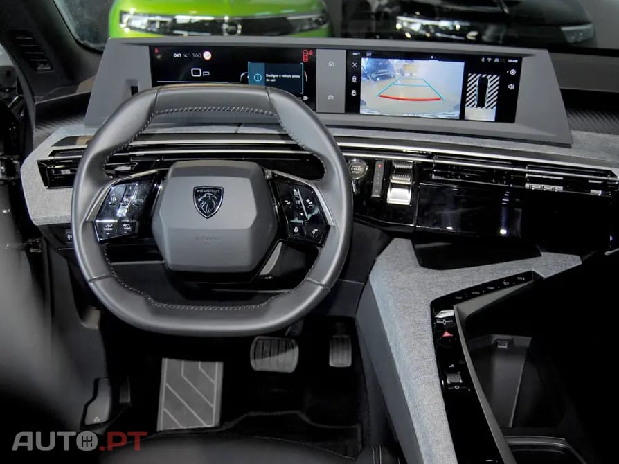 Peugeot 5008 1.2 Hybrid Allure e-DCS6