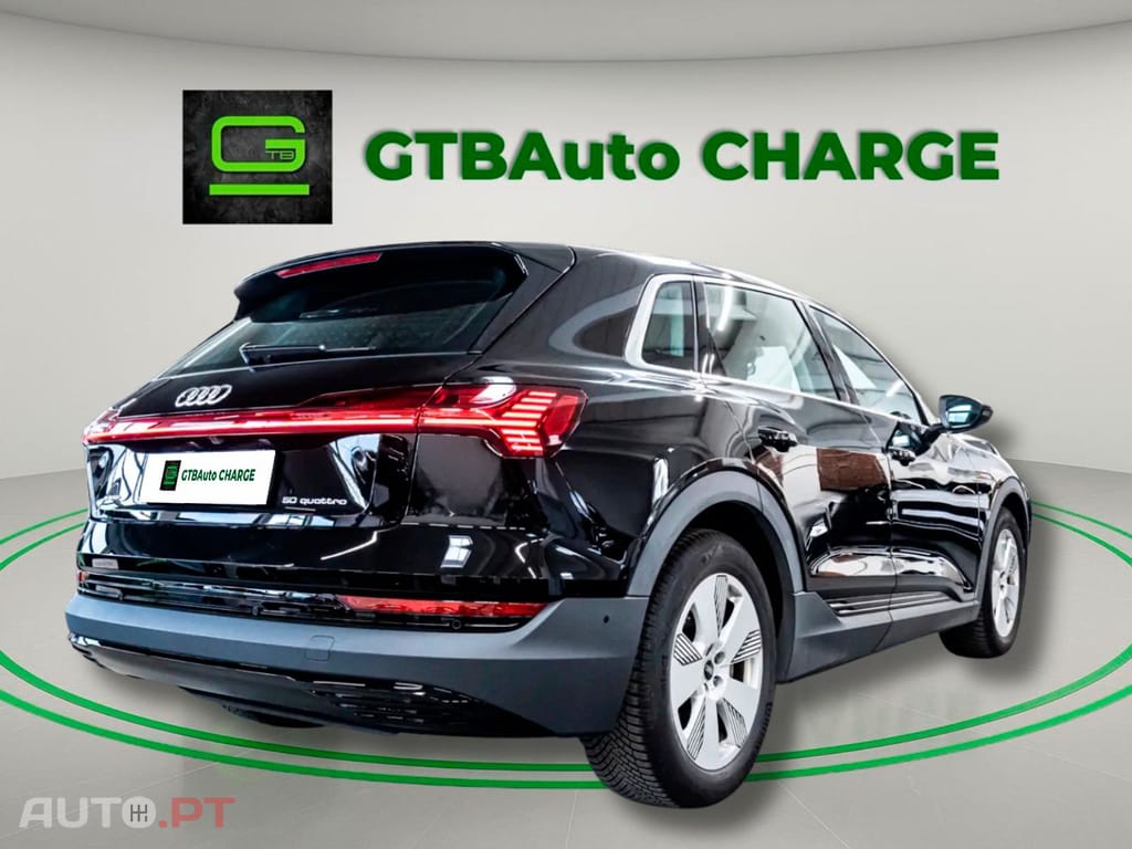 Audi E-Tron I.V.A DEDUTÍVEL  50 QUATTRO KEYLESS