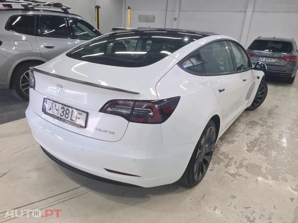 Tesla Model 3 Performance Dual Motor AWD