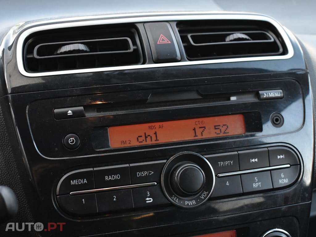Mitsubishi Space Star 1.2 Intense Connect Edition