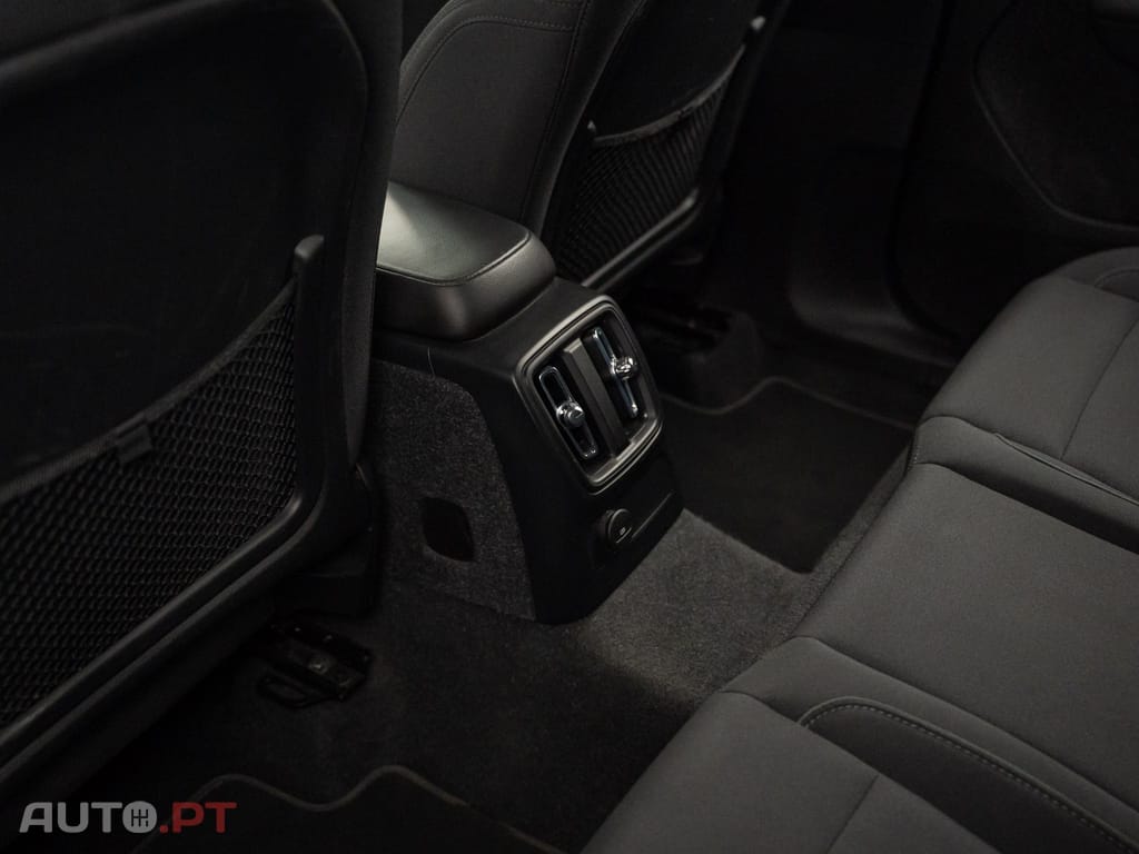 Volvo XC40 1.5 T5 PHEV Inscription Expression