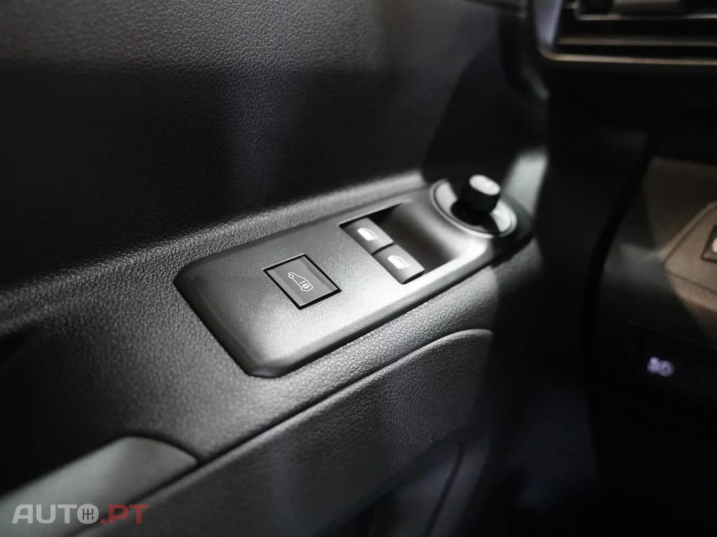 Peugeot E-Partner 50 kWh M Standard