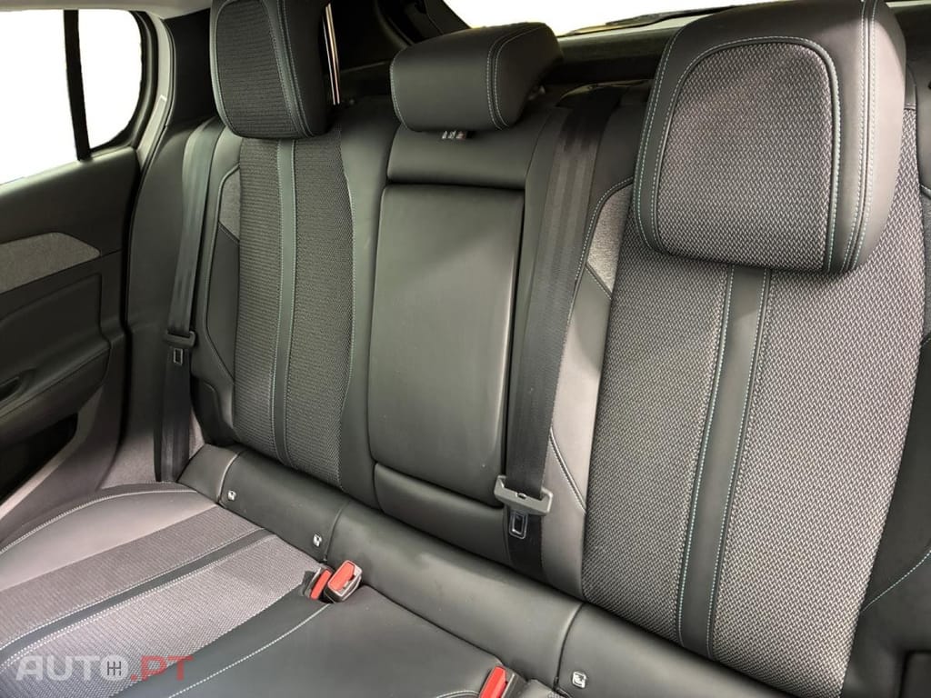 Peugeot 308 1.6 Hybrid Allure e-EAT8