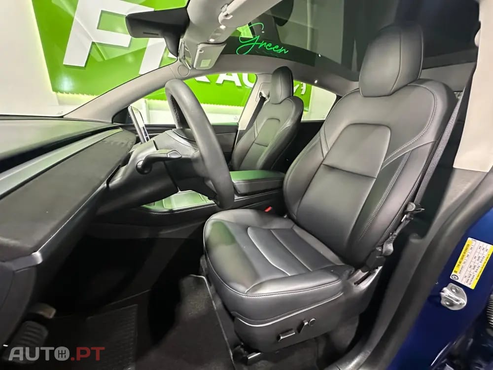 Tesla Model Y Long Range Dual Motor AWD