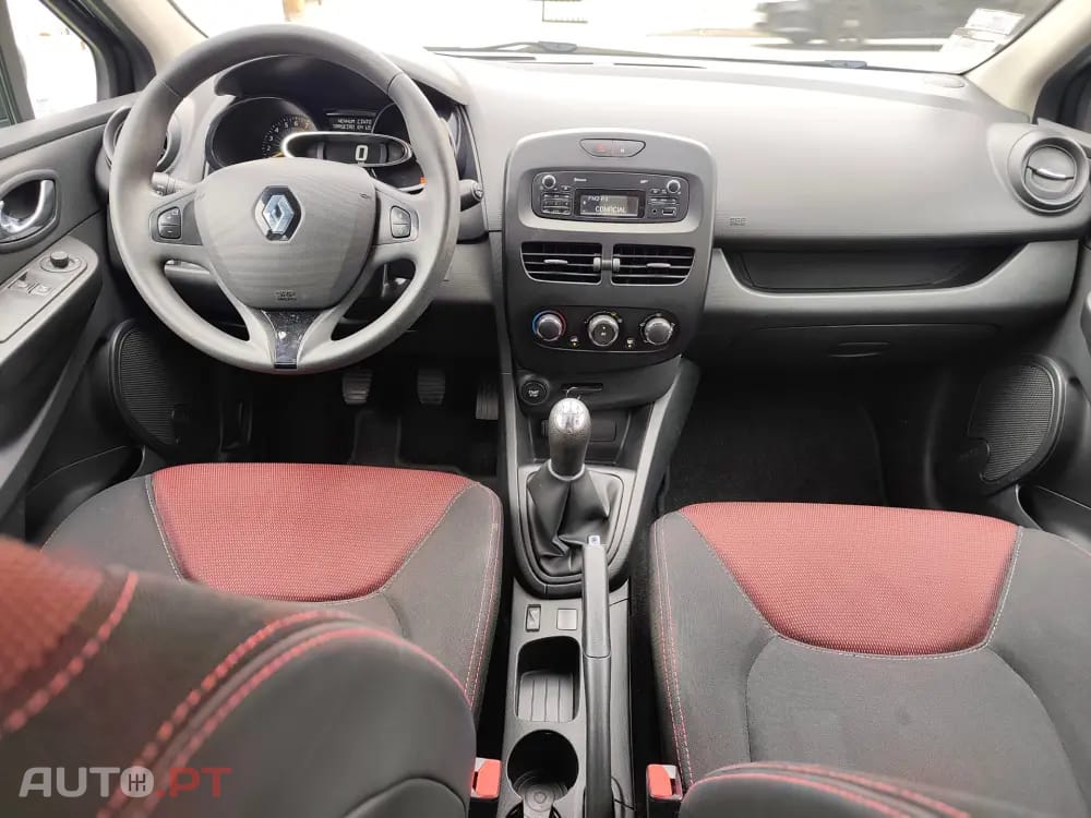Renault Clio 1.2 16V Confort 130g