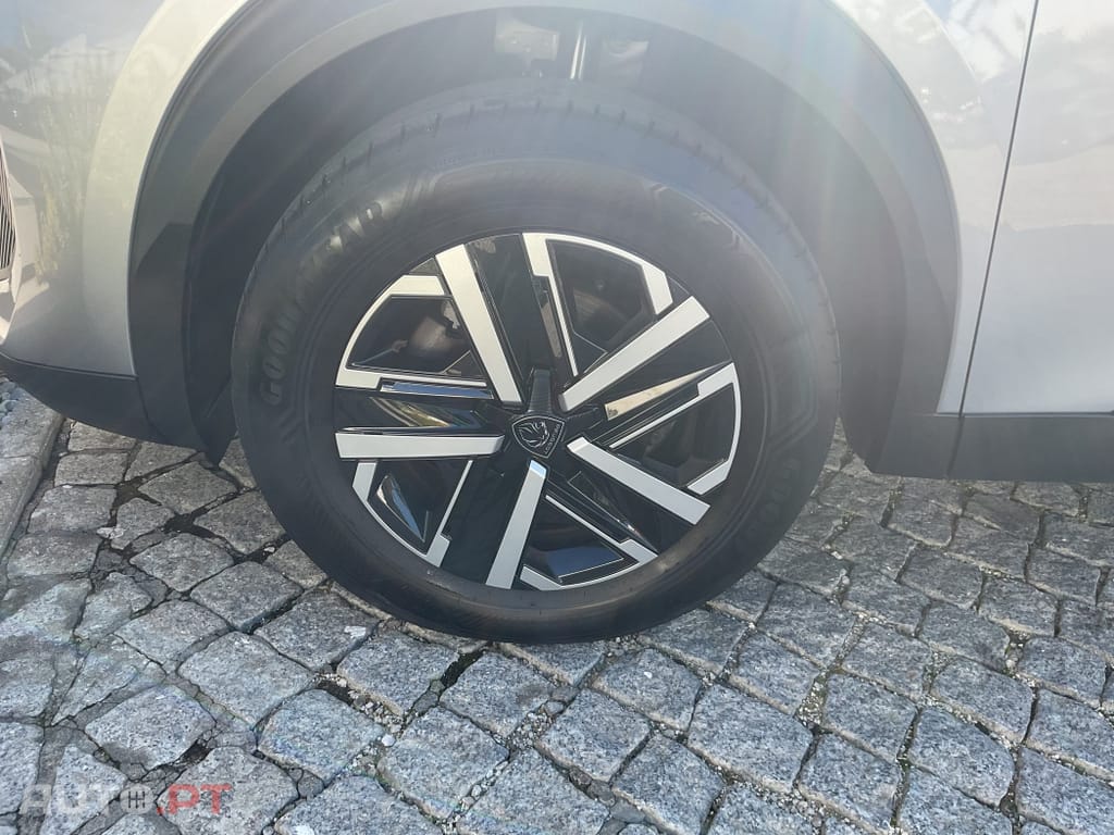 Peugeot 2008 1.2 PureTech Active Pack