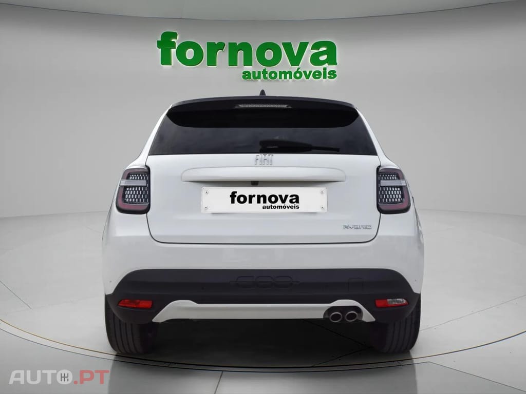 Fiat 600 1.2 Hybrid La Prima