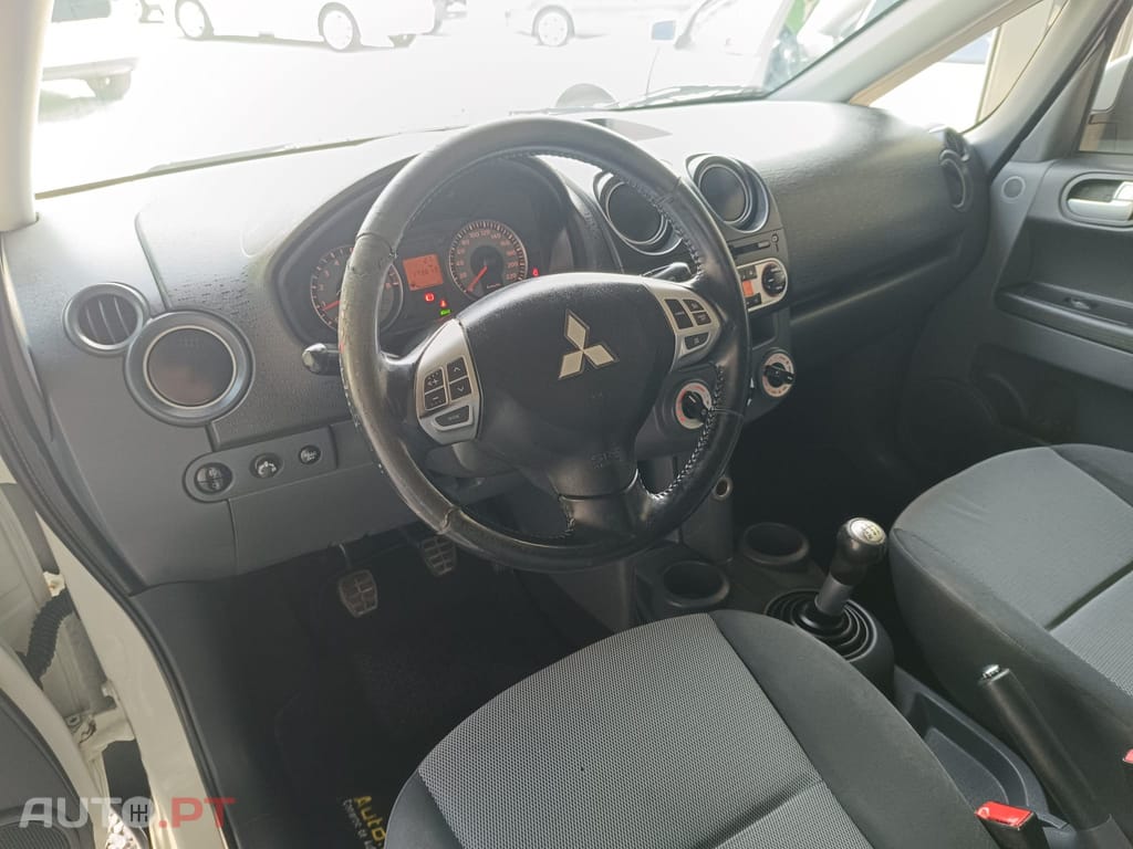 Mitsubishi Colt 1.3 Instyle