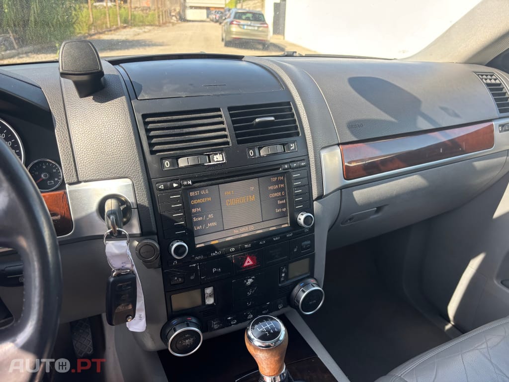 Volkswagen Touareg 2.5 TDi Top