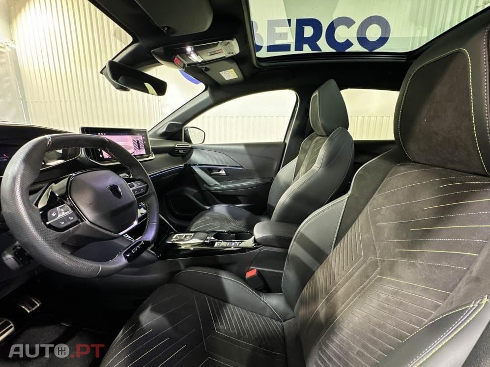 Peugeot E-208 51 kWh GT