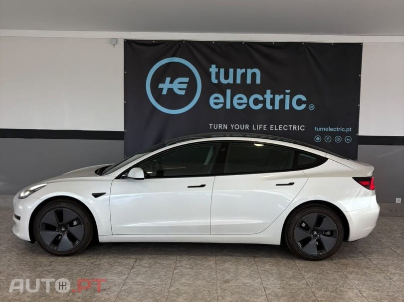 Tesla Model 3 Tração Traseira