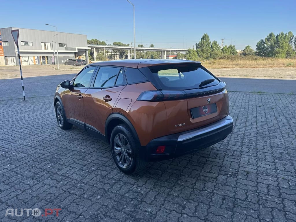 Peugeot 2008 1.2 PureTech Active Pack