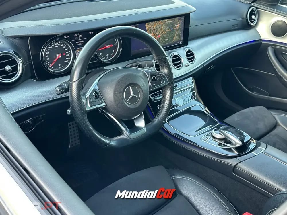 Mercedes-Benz E 220 d AMG Line
