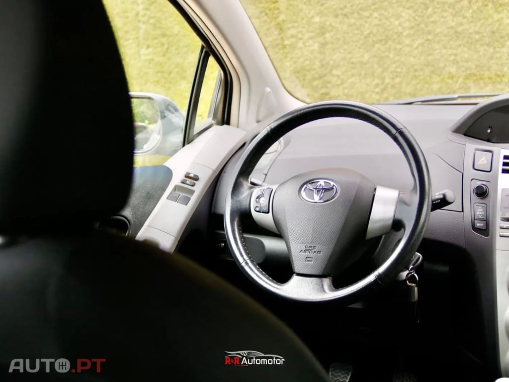 Toyota Yaris 1.4 D-4D Comfort+AC