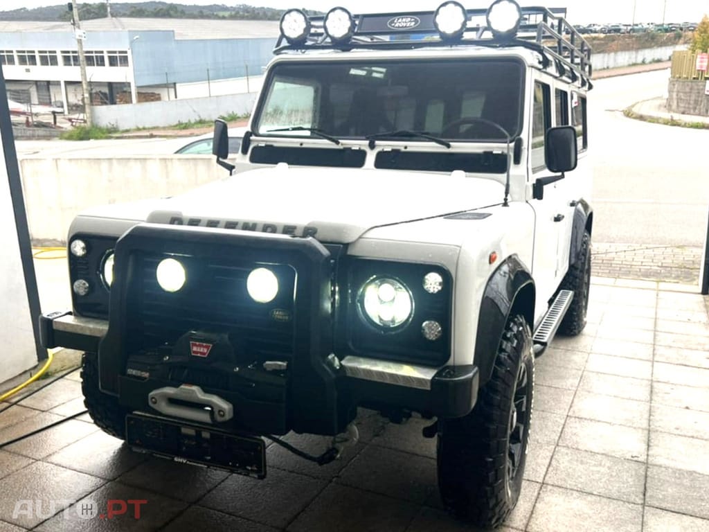 Land Rover Defender 110 2.5 Td5 122 cv 9 Lugares -Peça Rara