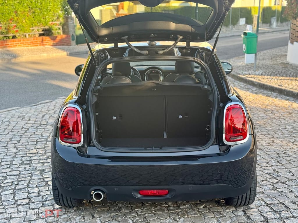 MINI Cooper LCI 3 Cilindros