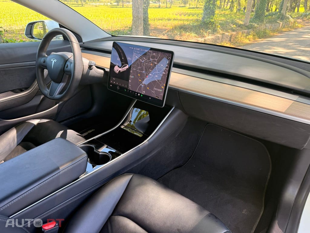 Tesla Model 3 Standard RWD Plus