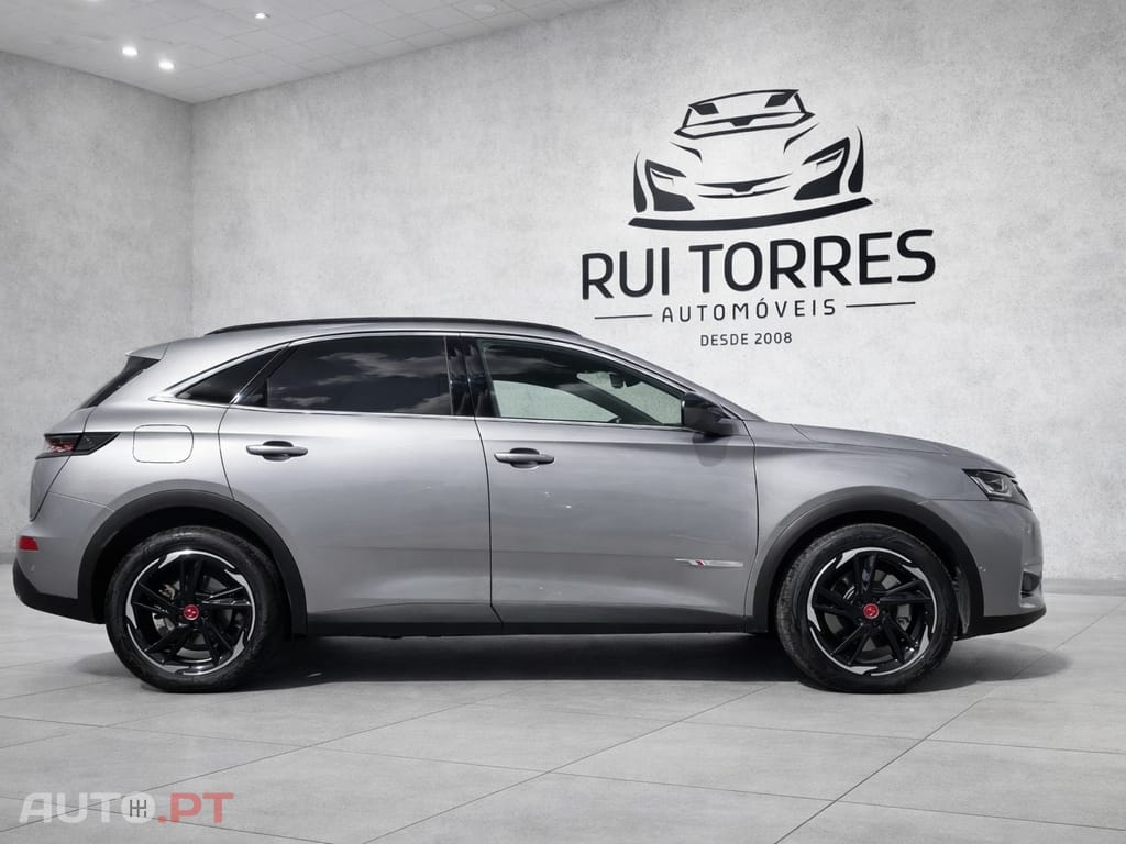 DS DS7 Crossback E-Tense Performance Line EAT8