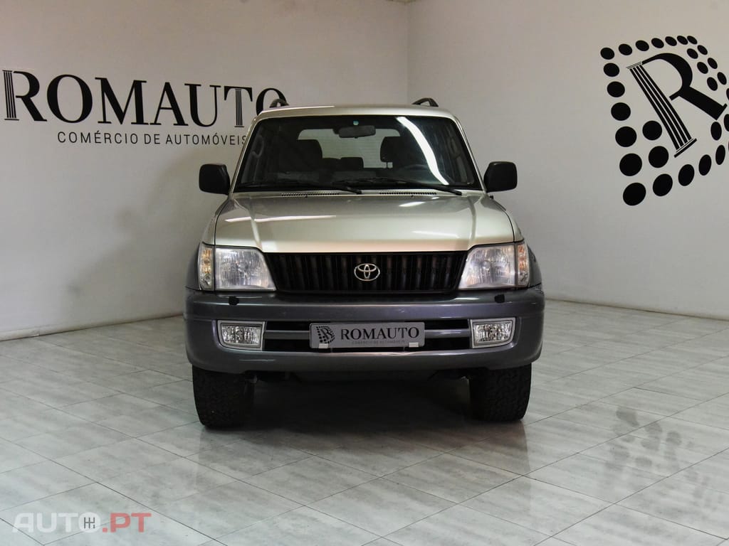 Toyota Land Cruiser 3.0 TD Pack 2