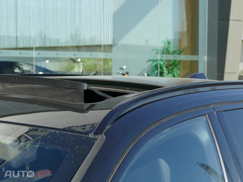 BMW 330 e Pack Desportivo M Auto