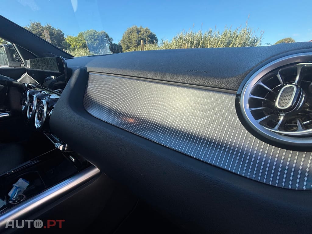 Mercedes-Benz EQA 250 Electric Art