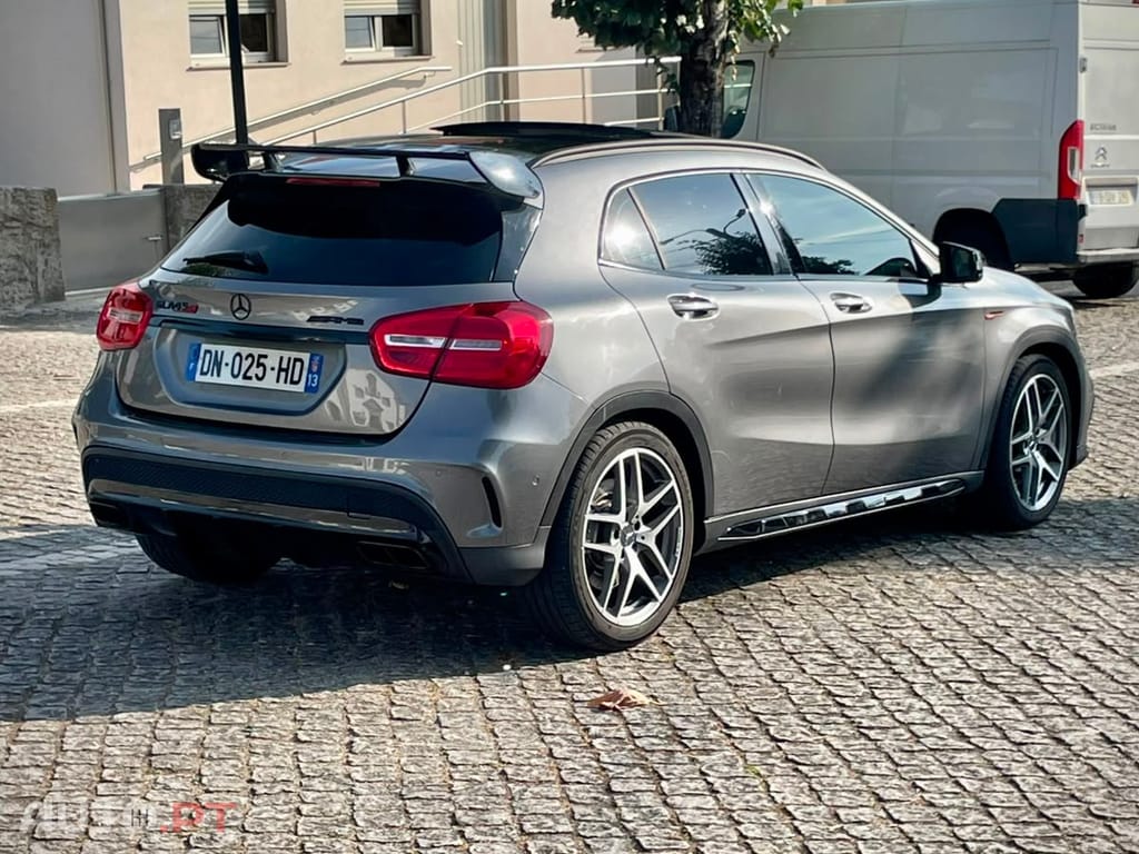 Mercedes-Benz GLA 45 AMG 4-Matic