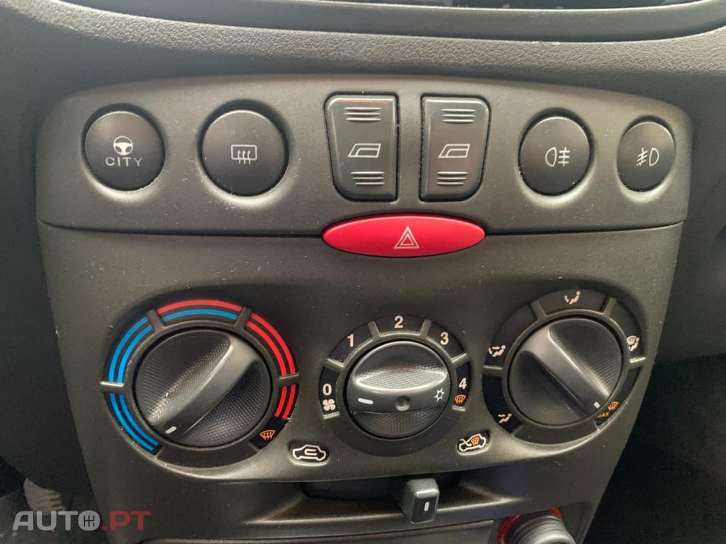 Fiat Punto 1.2 16V 80 Emotion