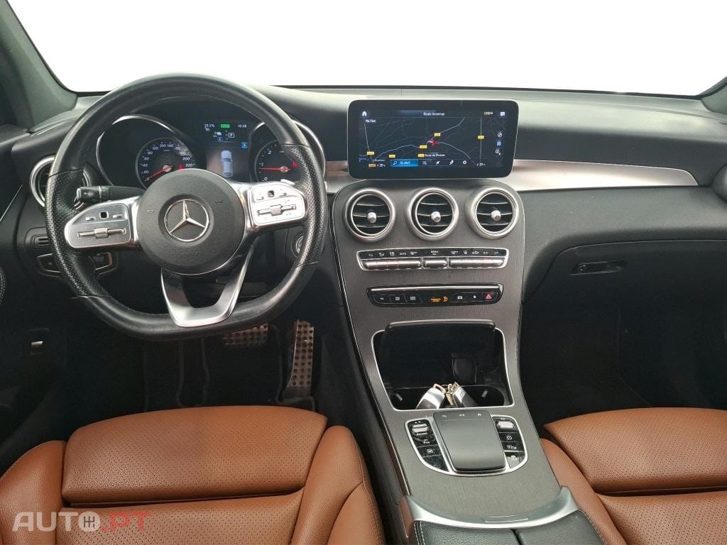 Mercedes-Benz GLC 300 Coupe de 4Matic 9G-TRONIC AMG Line