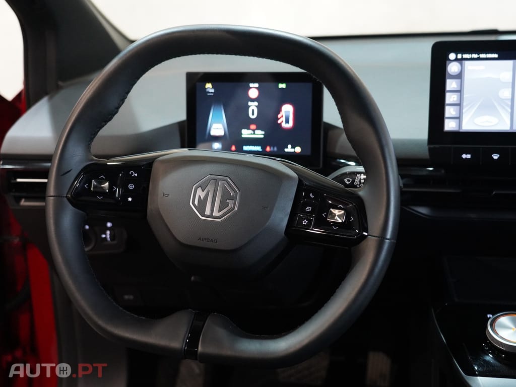 MG MG4 64 kWh Luxury