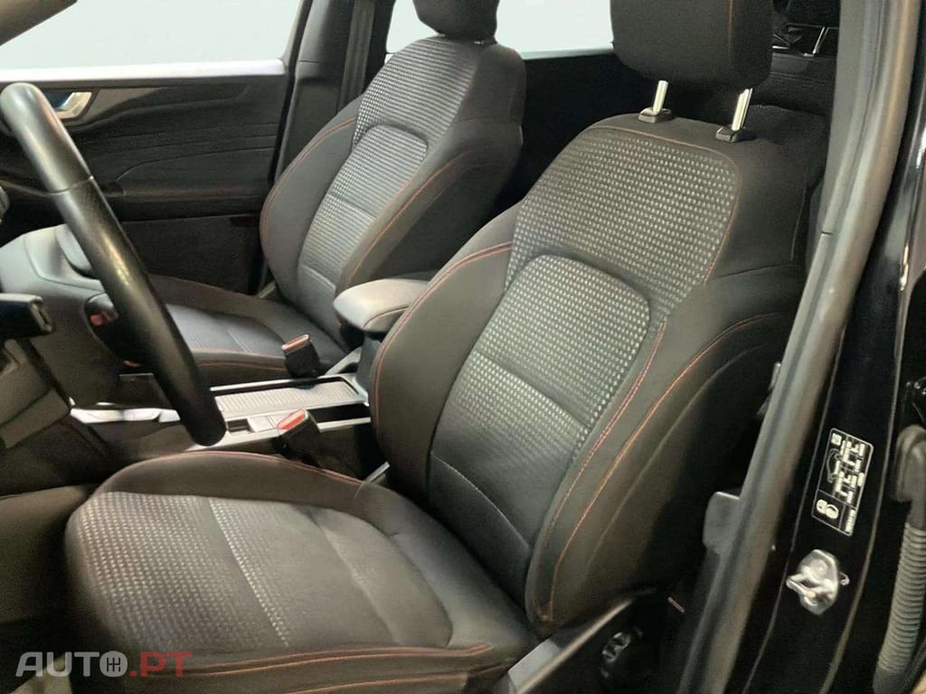 Ford Kuga 1.5 TDCi EcoBlue ST-Line