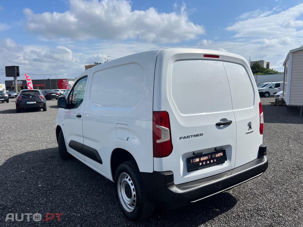 Peugeot Partner 1.5 BlueHDi Premium Standard