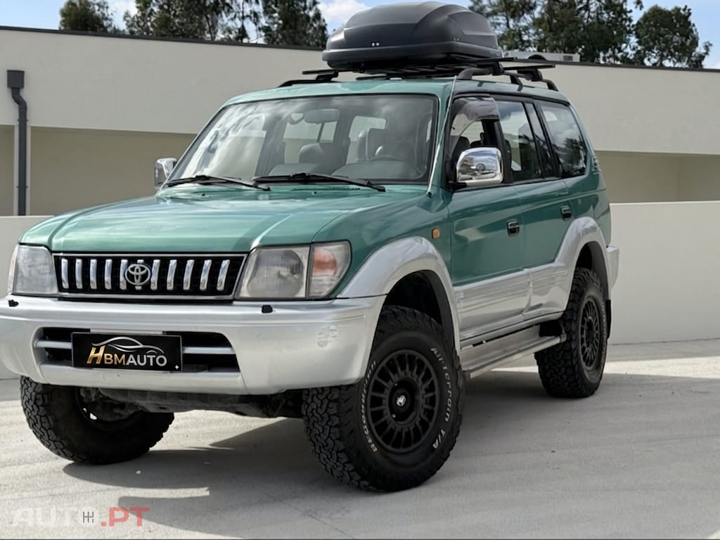 Toyota Land Cruiser 8 lugares