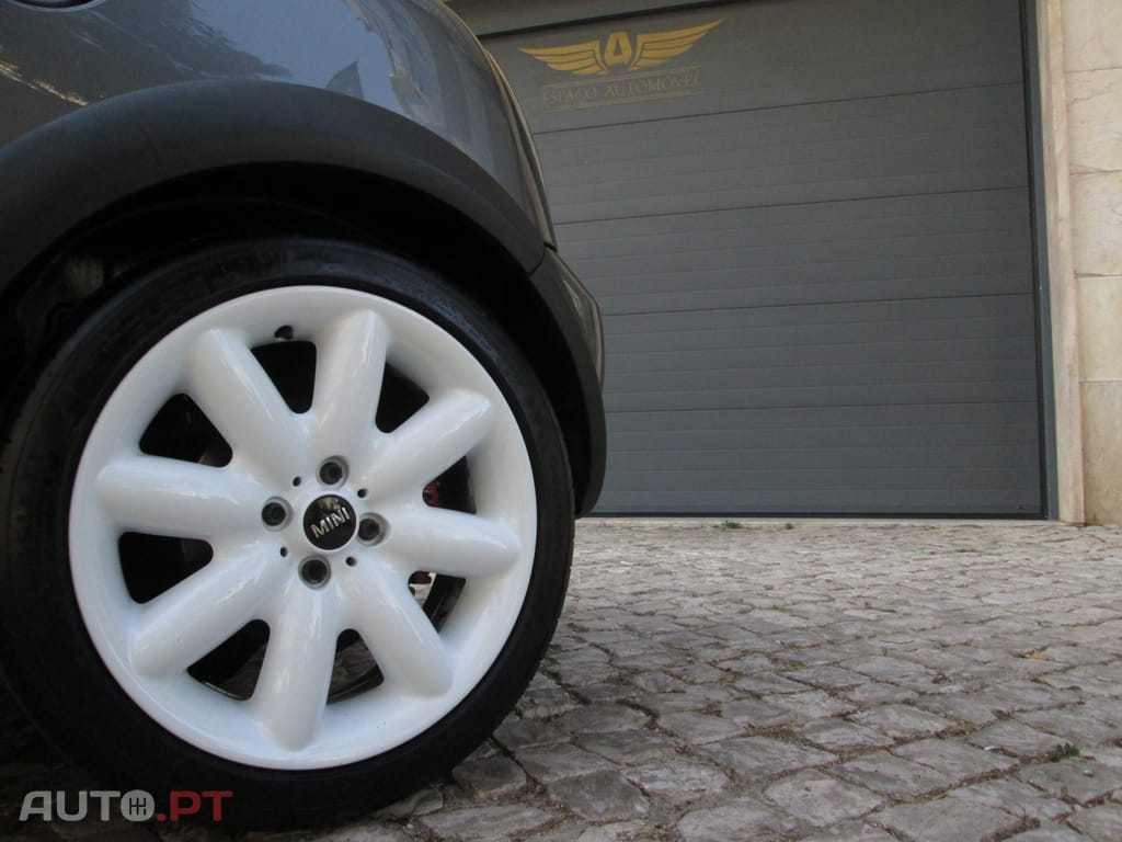 MINI Cooper Cooper S