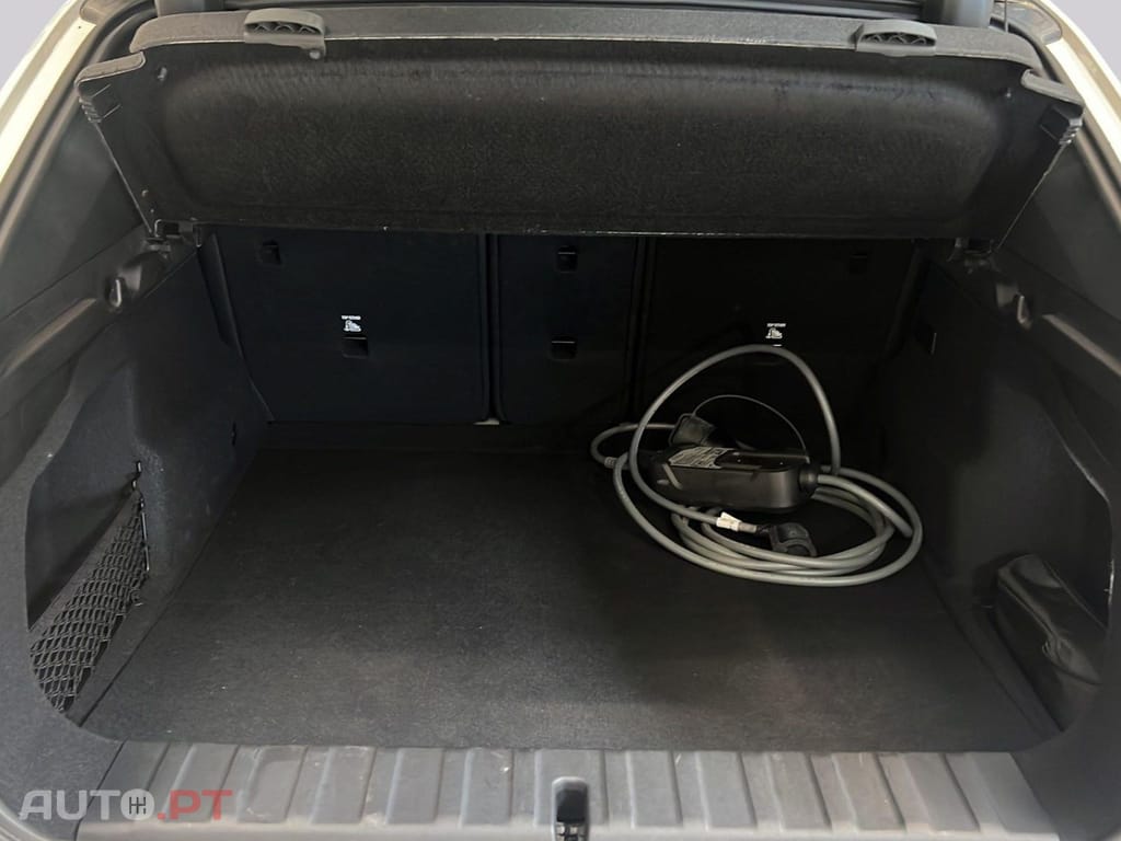 BMW iX2 I.V.A DEDUTIVEL eDrive20 M Sport