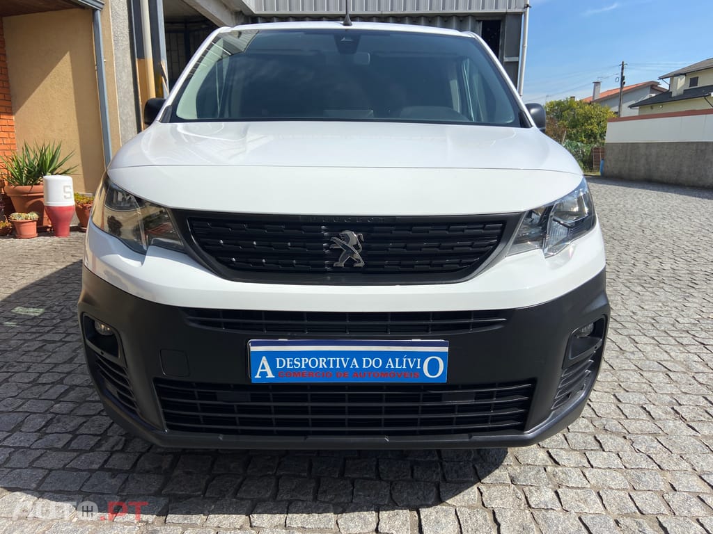 Peugeot Partner 1.6 HDI CarPlay  Só 95 mil kms!! Nacional