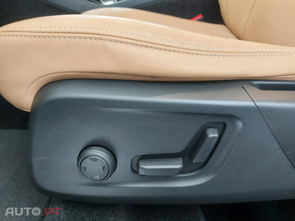 Volvo XC40 2.0 T5 Inscription