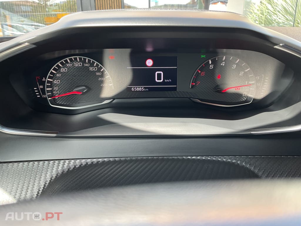Peugeot 2008 1.2 PureTech Active Pack