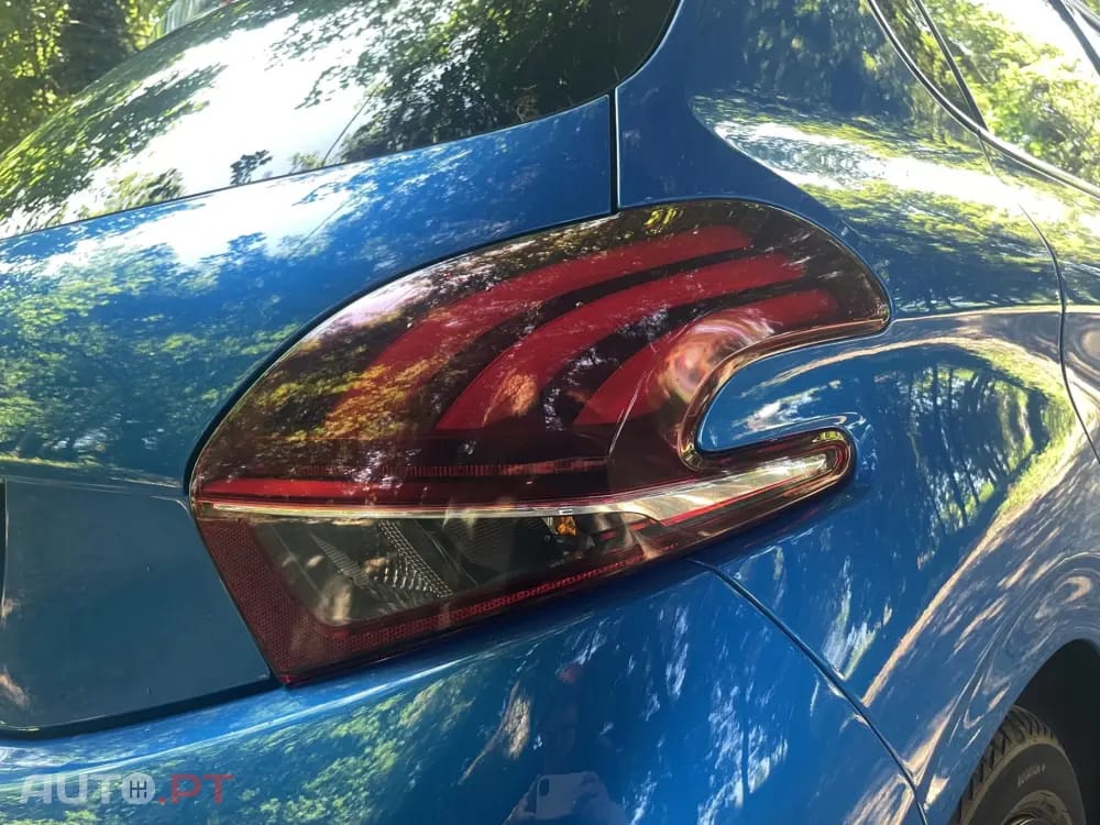 Peugeot 208 1.6 BlueHDi Allure