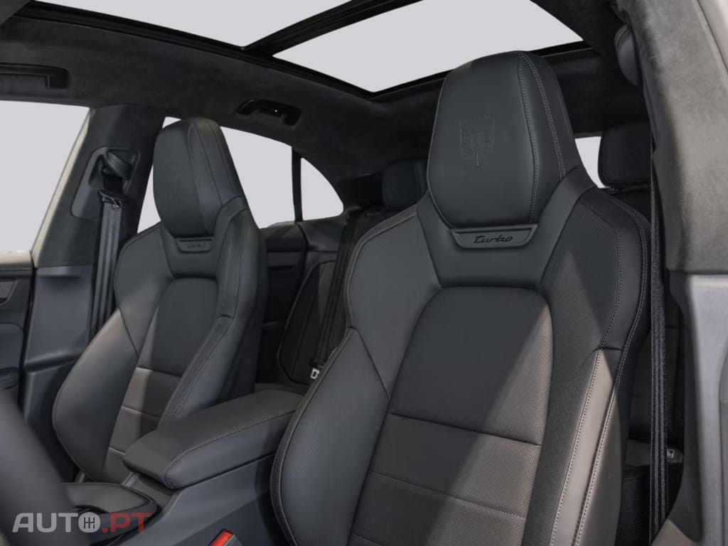 Porsche Macan Turbo  I.V.A DEDUTÍVEL
