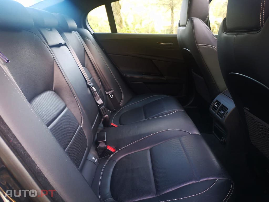 Jaguar XE 2.0 D R-Sport Aut.