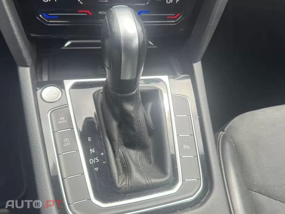Volkswagen Arteon 2.0 TDI Elegance DSG — fotografia 19